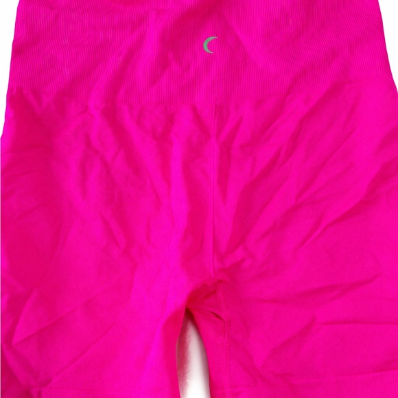 ZYIA Active Hot Pink Biker Shorts - Picture 2 of 5